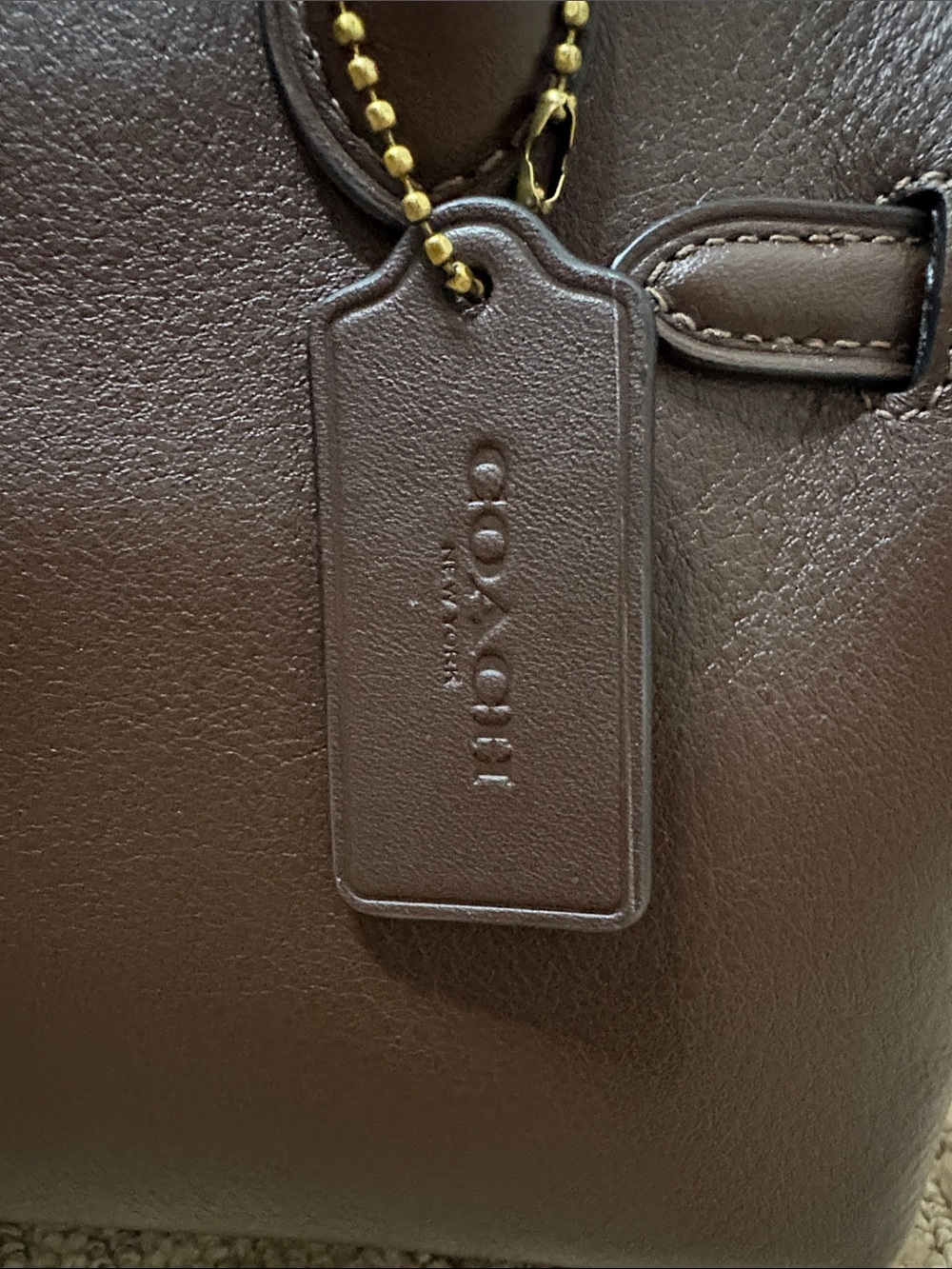 Coach Empire 21 in Maple - Picture 2 of 16